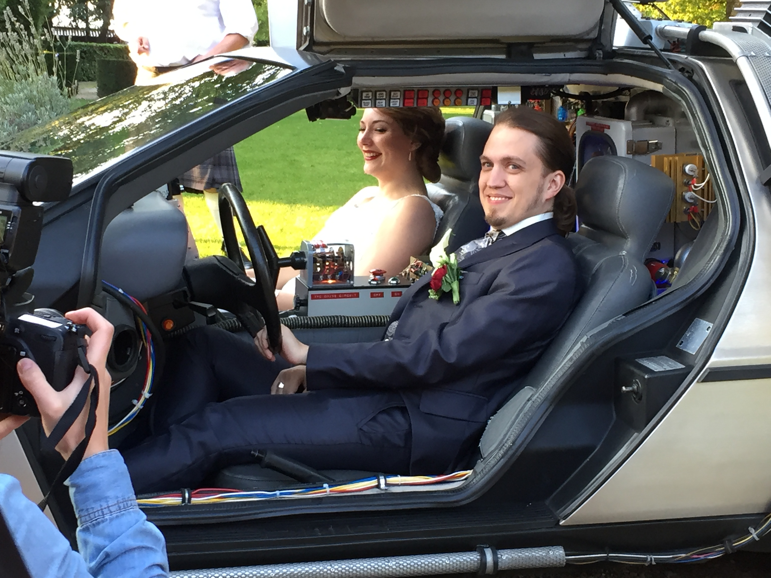 Backtothefuturedeloreantimemachine (2)