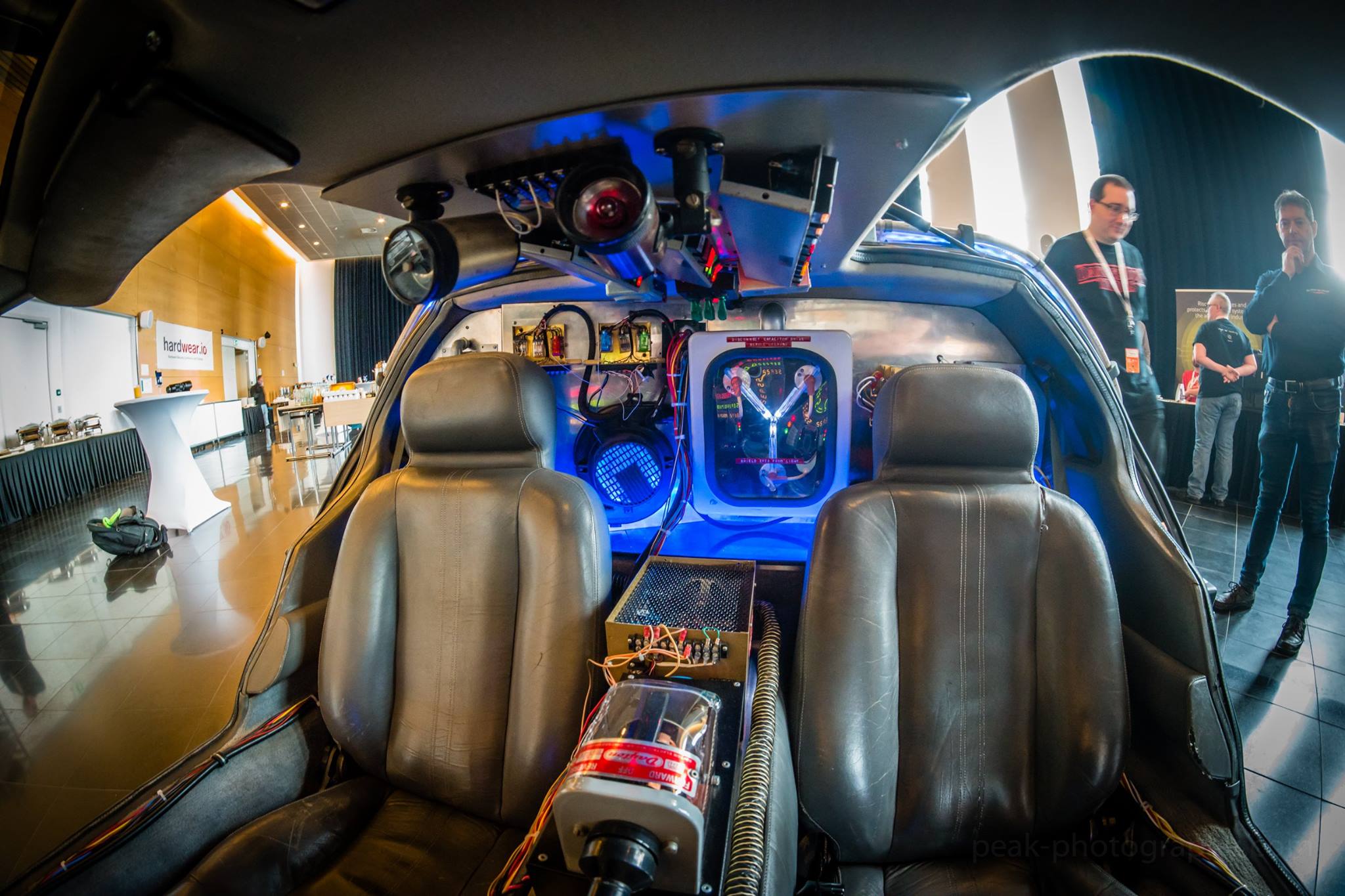 Backtothefuturedeloreantimemachine (4)